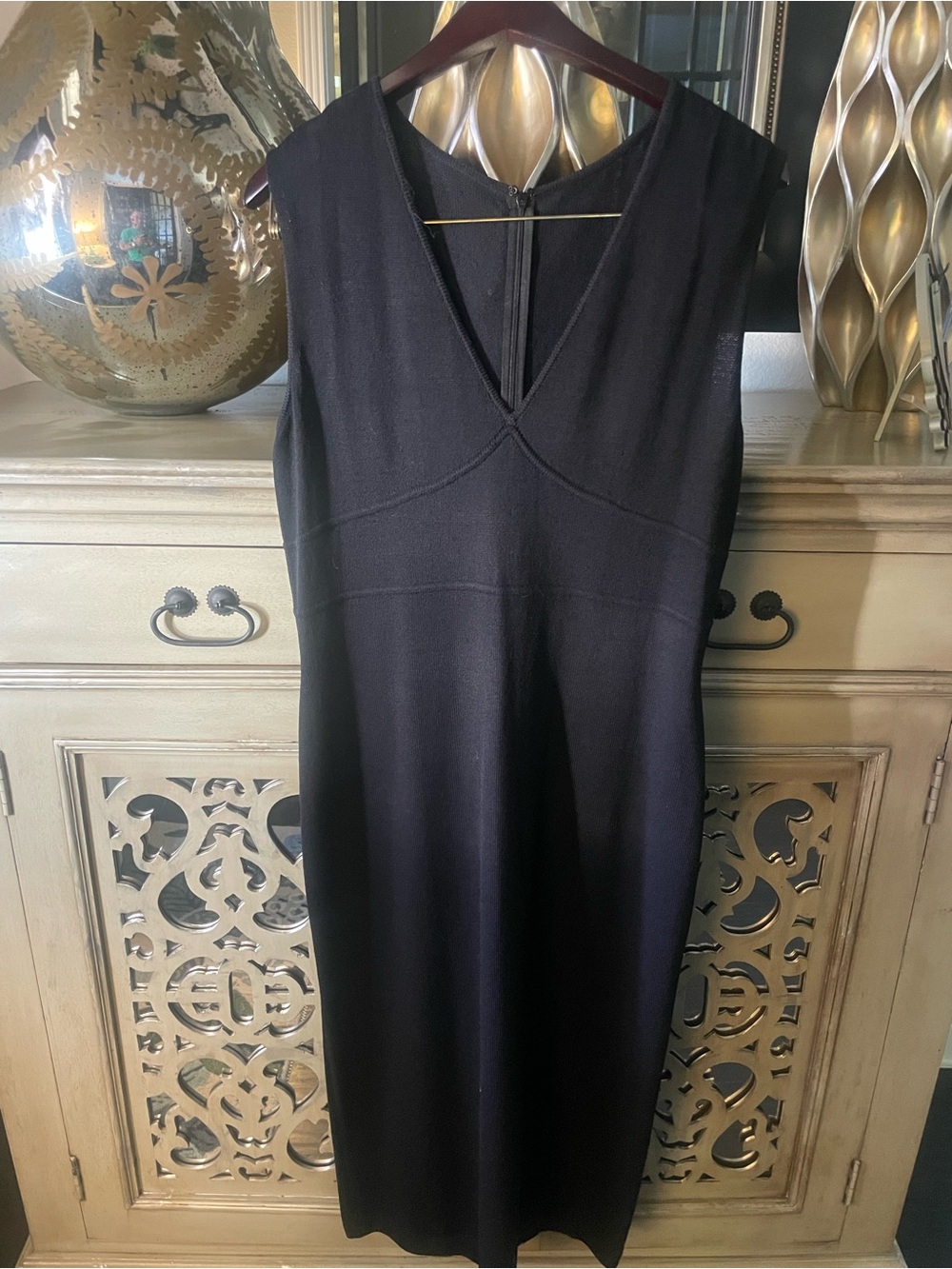 St. John Black Sleeveless V-Neck Sheath Dress